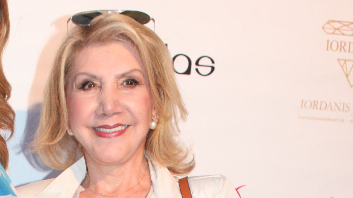 Η Λίτσα Πατέρα σε έξοδό της