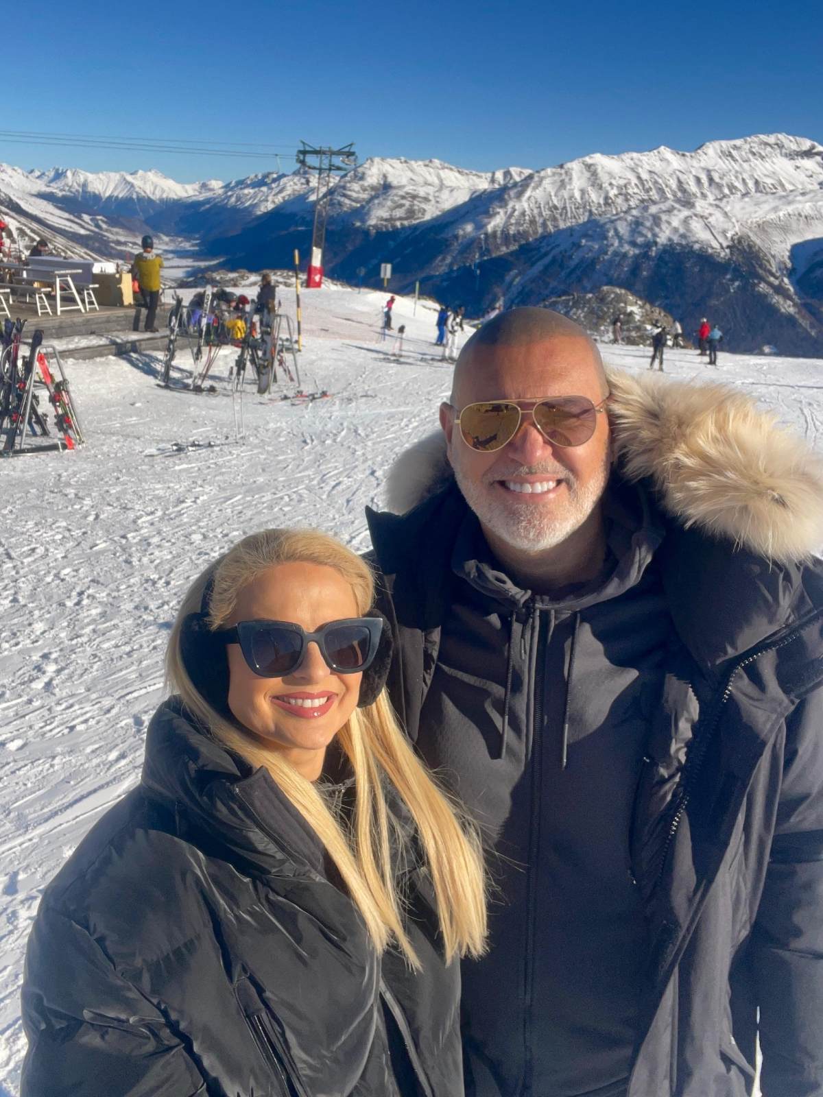 Η Μάγδα Τσέγκου στις Άλπεις με τον σύντροφο της.