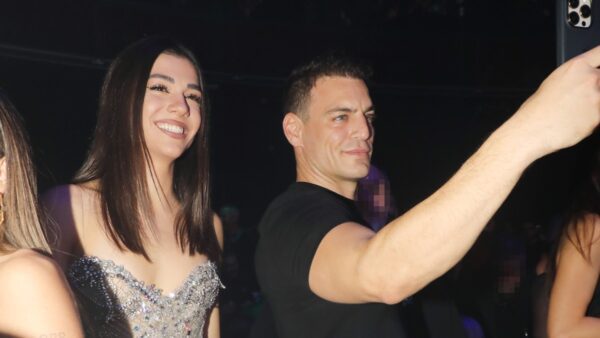 Η Μελίνα Νικολαϊδη και ο Δημήτρης Φιντιρίκος σε βραδινή έξοδο.