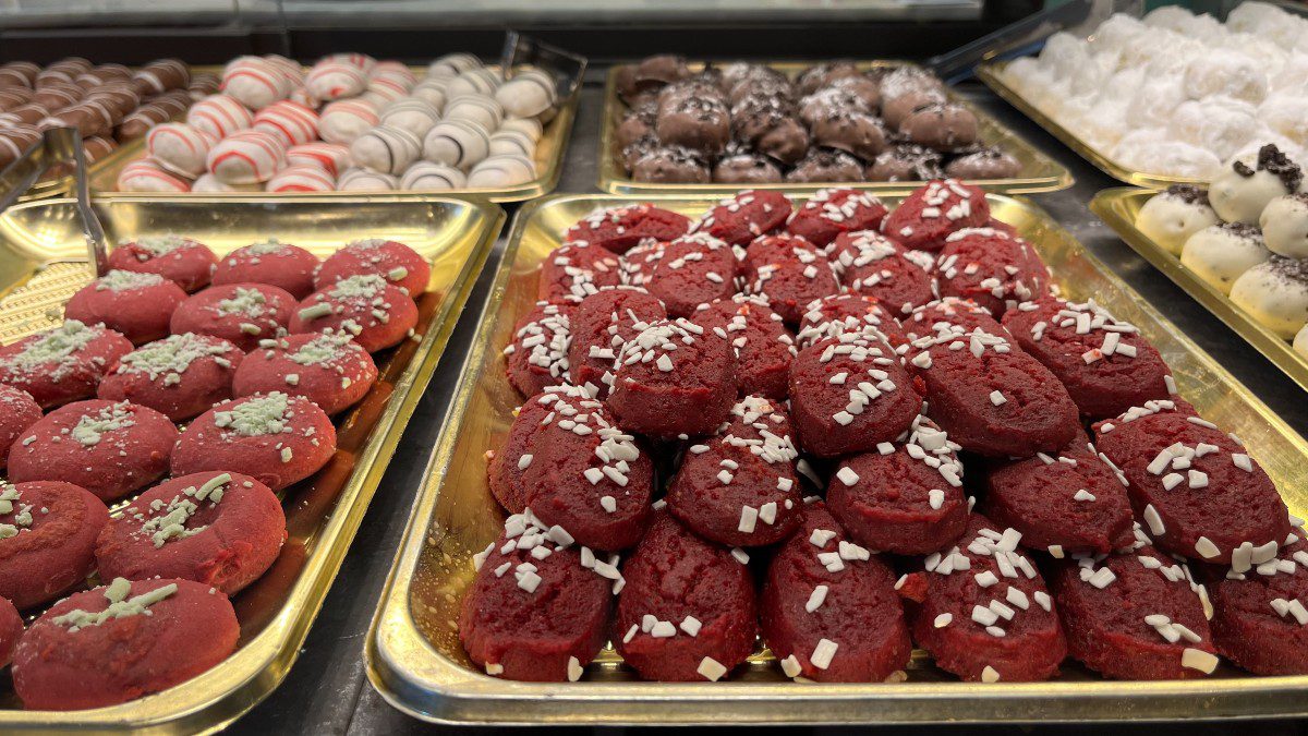 Τα μελομακάρονα red velvet