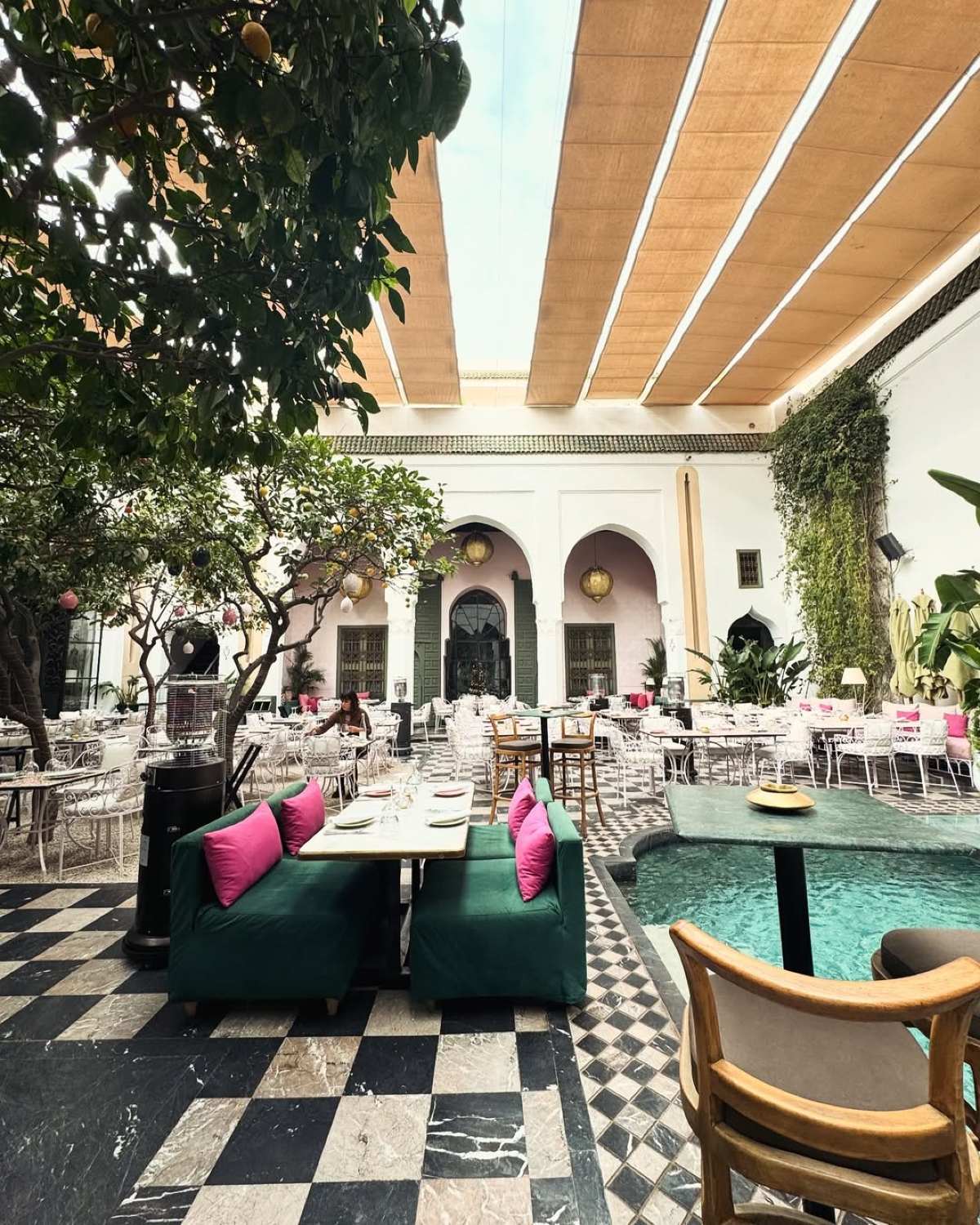 Το ταξίδι της Δανάης Μπάρκα στο Μαρόκο