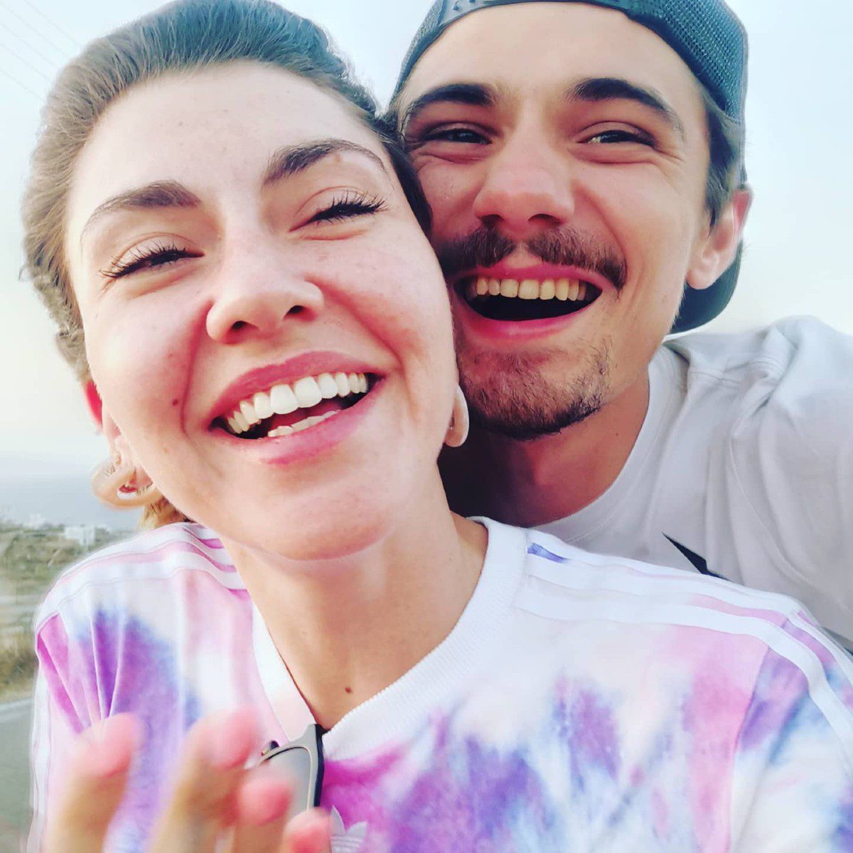 Ο Κώστας Νικούλι με την κοπέλα του