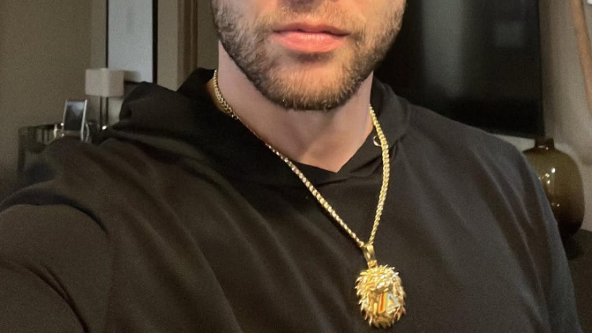 Κομμένη φωτογραφία του Πολ Μπάμπα