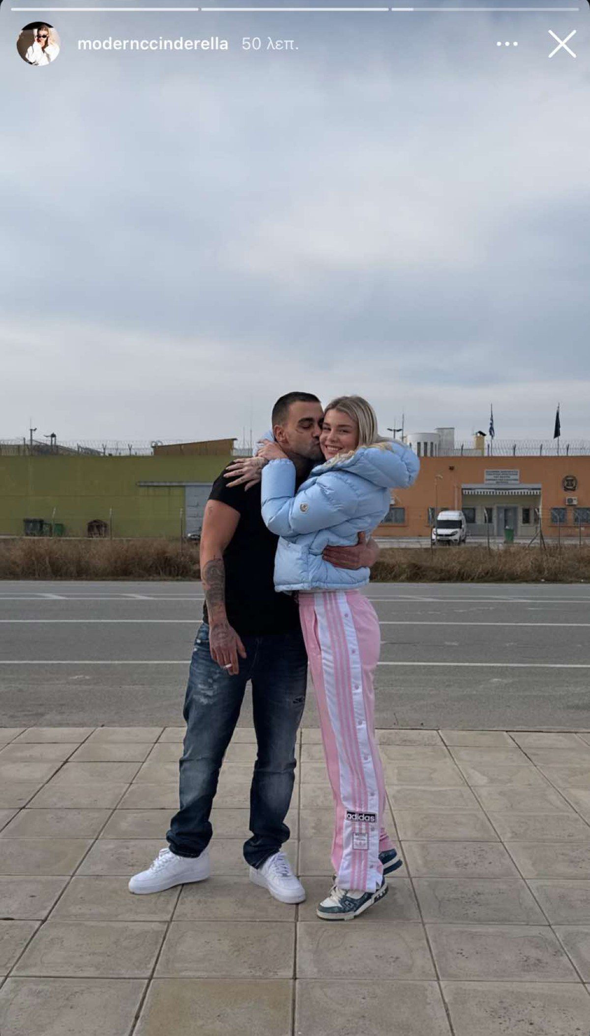 Ο Ricta και η Modern Cinderella έξω από τη φυλακή