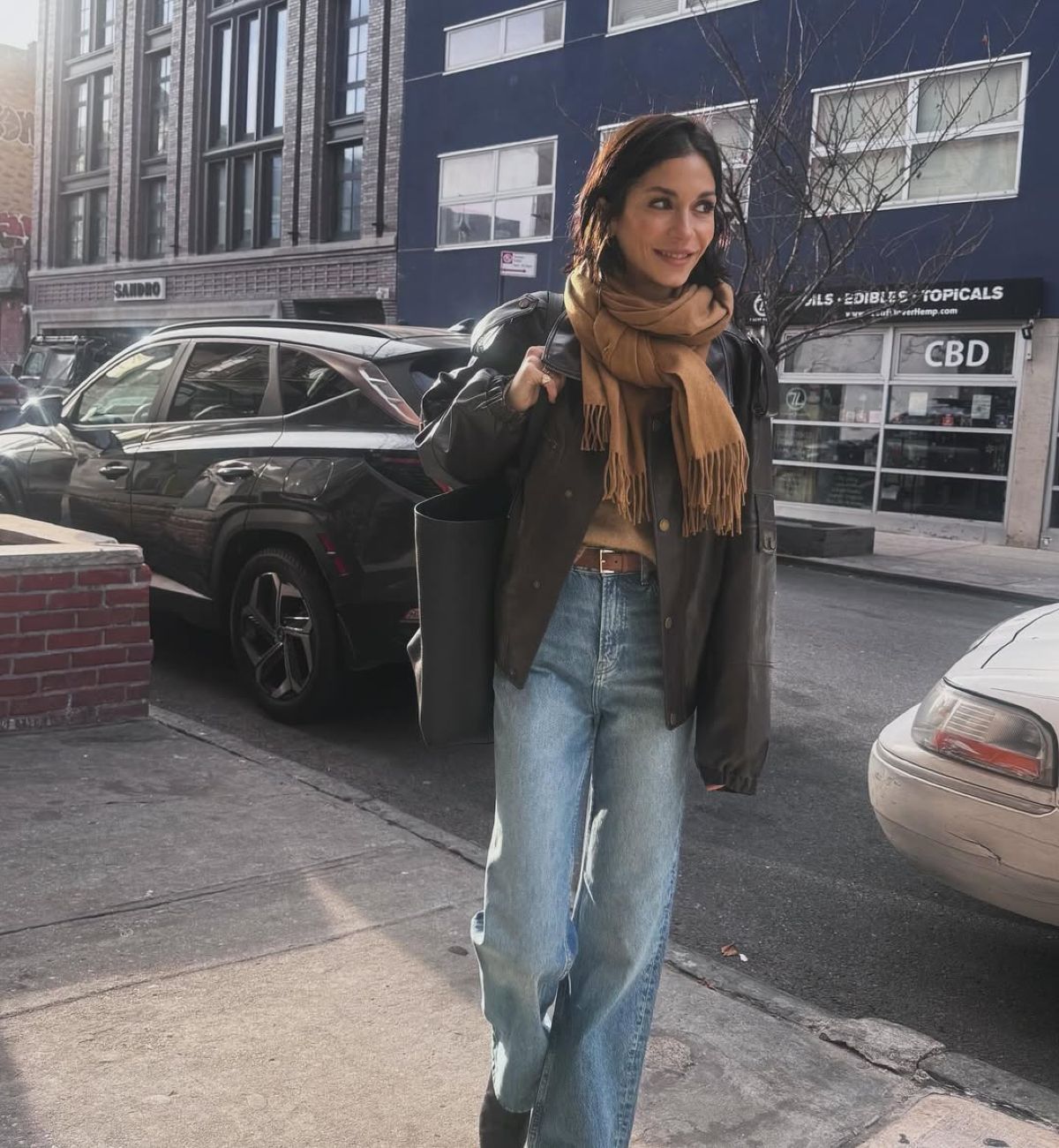 Η Σοφία Καρβέλα σε έξοδό της στην Αμερική