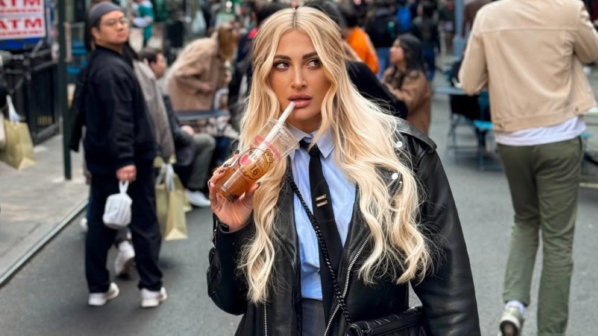 Η Ιωάννα Τούνη σε ταξίδι στο εξωτερικό