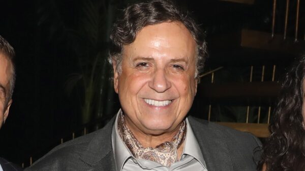 Ο Χάρης Ρώμας σε δημόσια έξοδο.