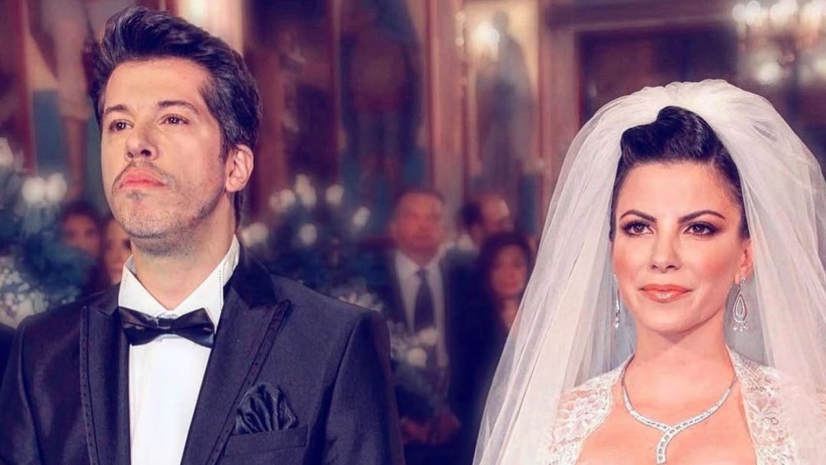 Ο Χάρης Βαρθακούρης και η Αντελίνα την ημέρα του γάμου τους