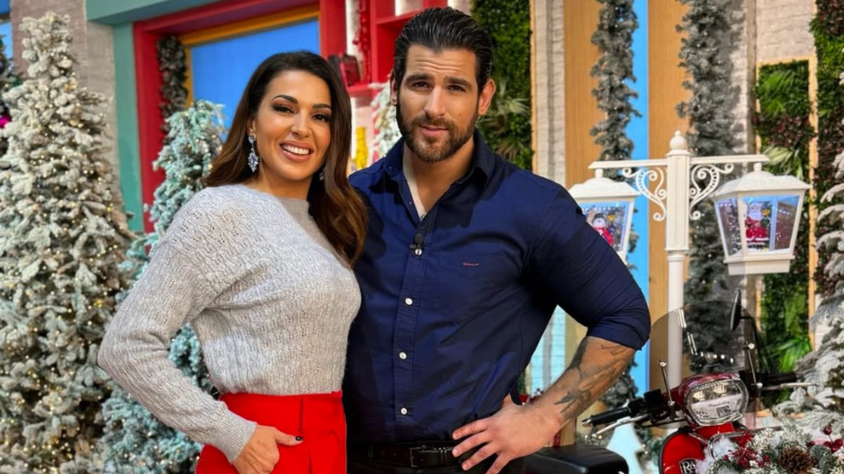 Η Ελένη Χατζίδου και ο Ετεοκλής Παύλου στο πλατό του σταρ