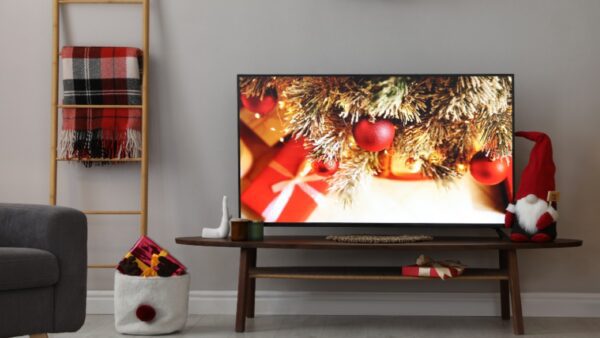 Χριστουγεννιάτικη διακόσμηση σε σαλόνι