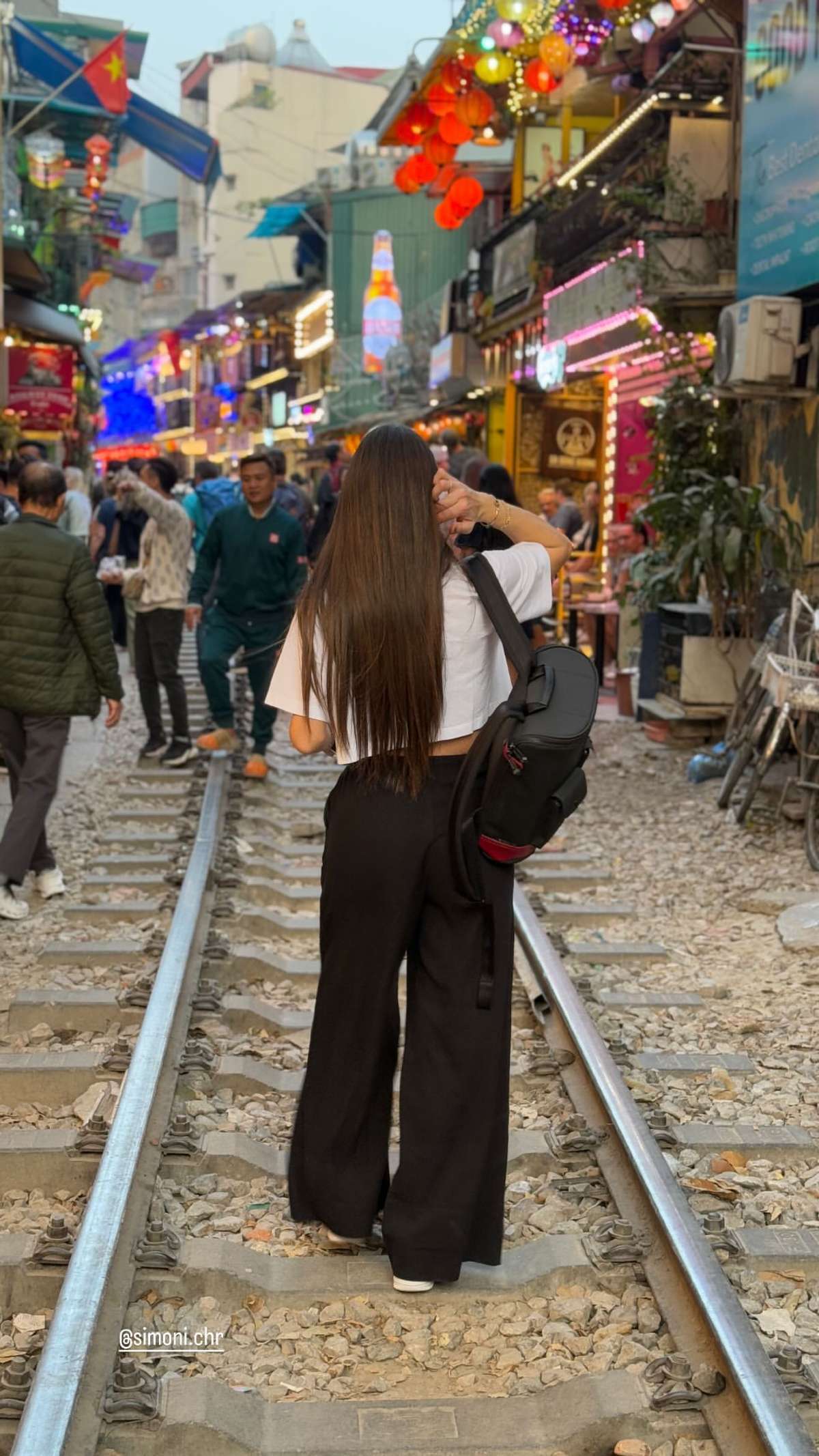 Σιμώνη Χριστοδούλου στο Βιετνάμ