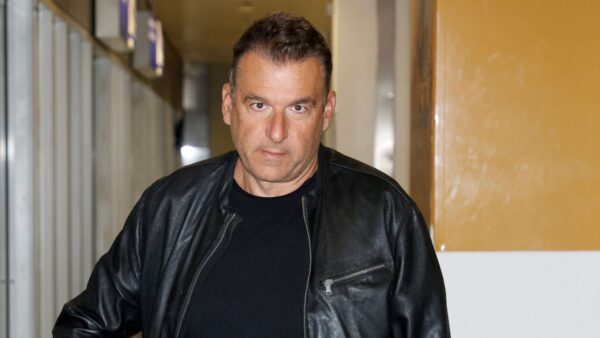 Ο Γιώργος Λιάγκας στο αεροδρόμιο