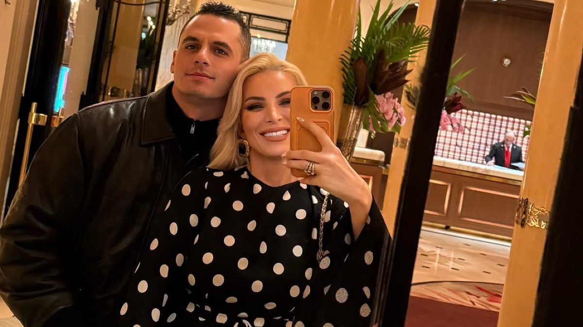 Η Κατερίνα Καινούργιου με τον Παναγιώτη Κουτσουμπή στο Παρίσι