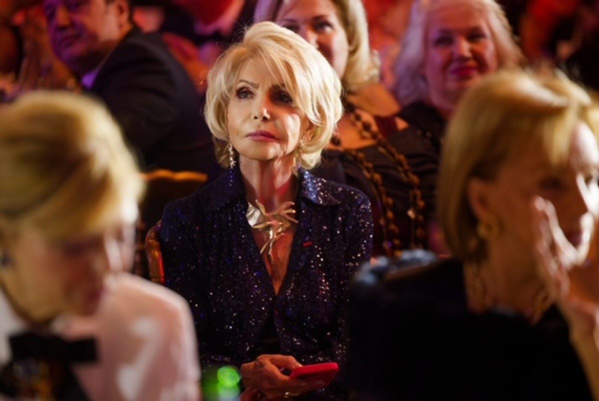 Η Πρέσβης της UNESCO, Hevda Ser