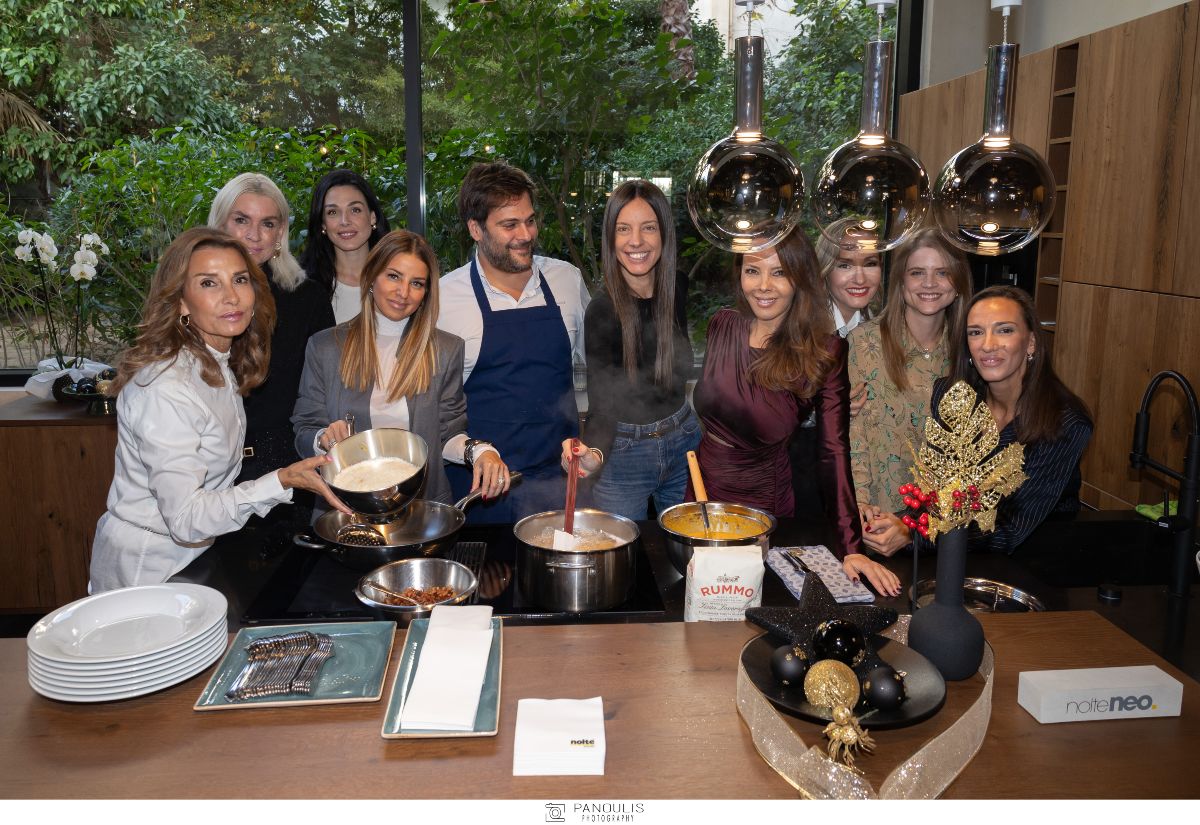 Έλενα Βρεττού, Άννα Μαβρίδης, Λένα Χαριζόπουλος, Stella Mougalian, Luca Piscazzi, Ιωάννα Τριανταφυλλίδου, Λία Μπαρόλα, Χρυσιάννα Ανδριοπούλου, Δανάη Μιχελάκη, Λουκία Ελένη Βλάχου