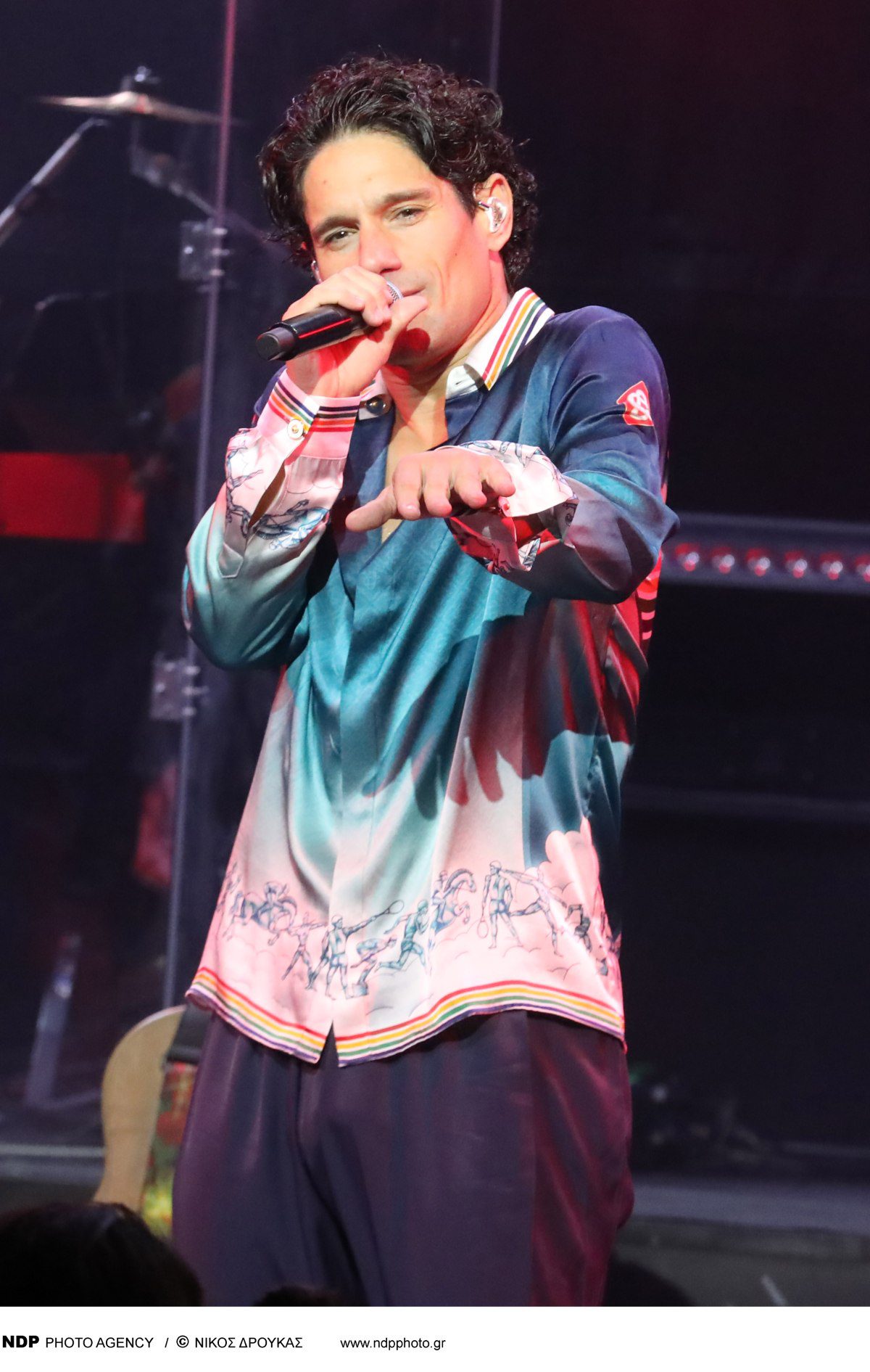 Ο Πάνος Βλάχος στη σκηνή