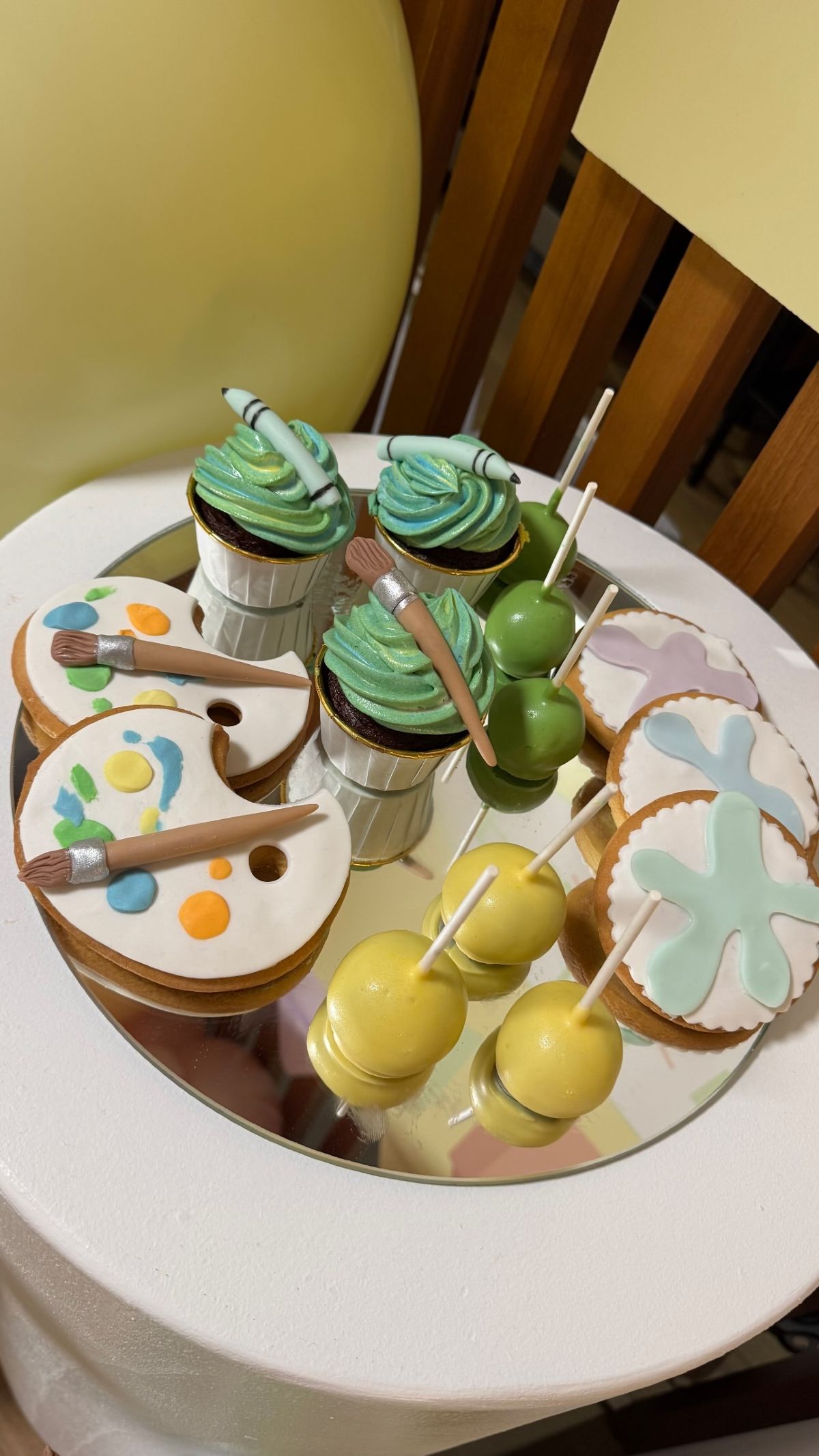 Τα γλυκά του γιου της Ιωάννας Τούνη