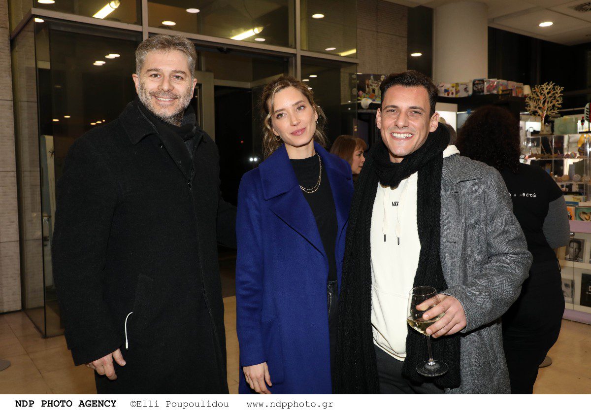 Ο Σταύρος Σβήγκος και η Γιολάντα Καλογεροπούλου με τον Αλέξανδρο Μπουρδούμη