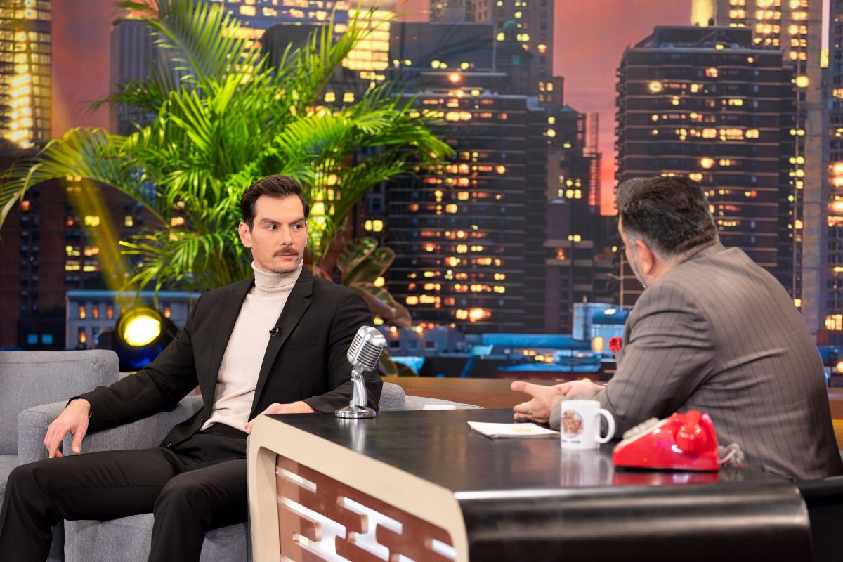 Ο Γιάννης Κουκουράκης στο The 2Night Show