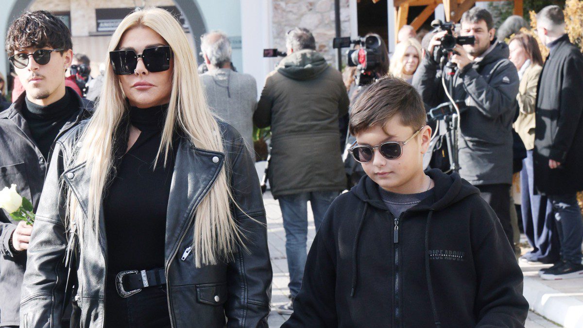 Στο κοιμητήριο η Αγγελική Ηλιάδη