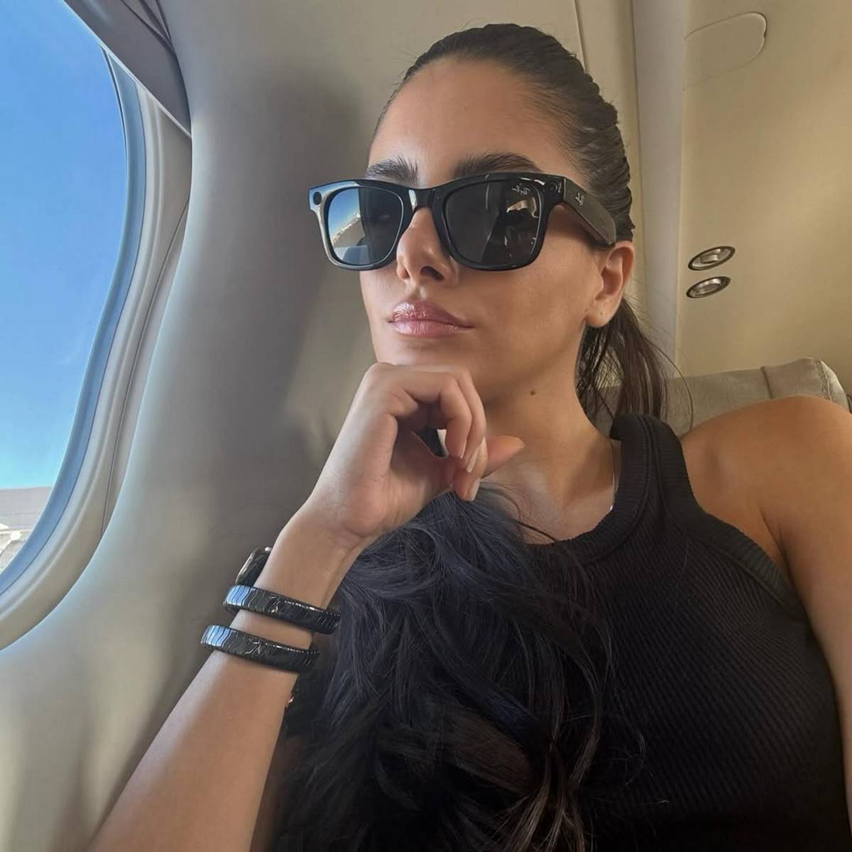 Η Αλεξάνδρα Νίκα μέσα στο αεροπλάνο