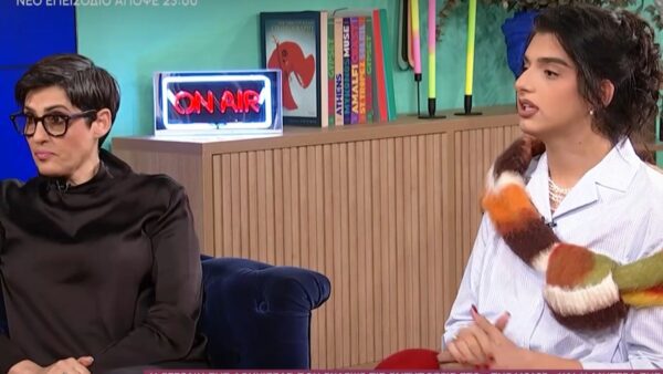 η Angel με τη μητέρα της στο στούντιο 4