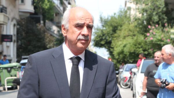 Ο Βαγγέλης Μεϊμαράκης σε δημόσια έξοδο.