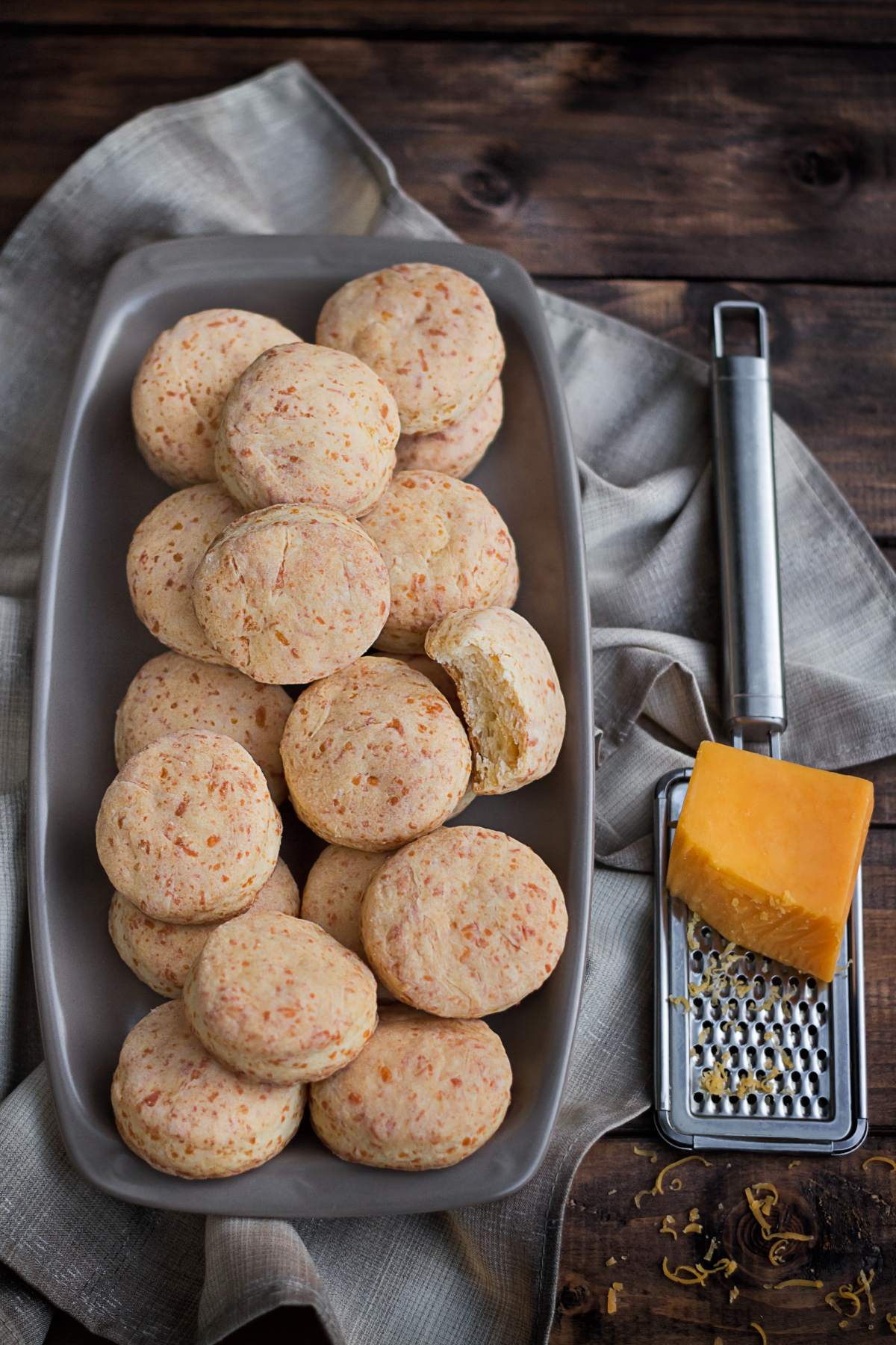 μπισκότα με τσένταρ