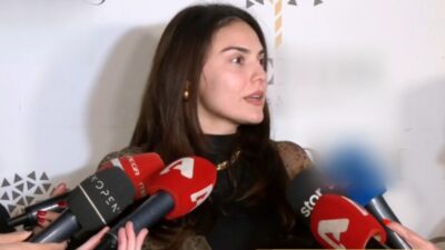 Η Βρισηίδα Ανδριώτου στην κάμερα του Happy Day