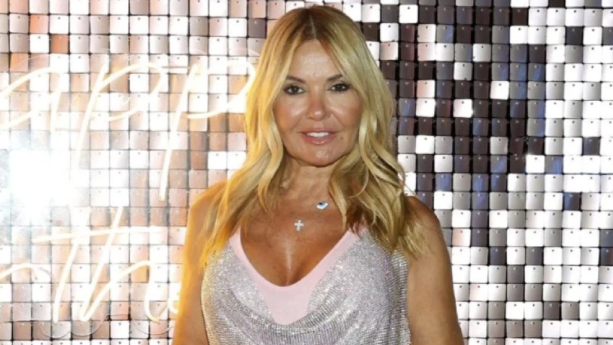 Η Χριστίνα παππά σε έξοδο της