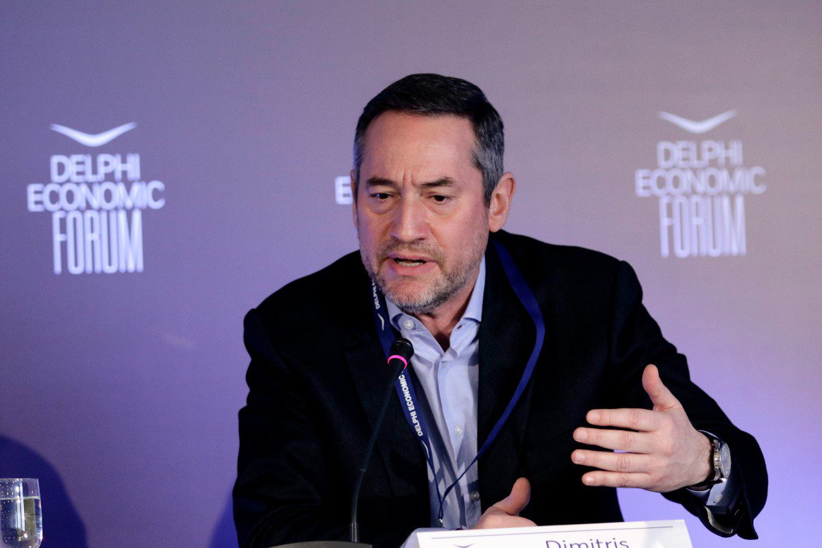 Ο Δημήτρης Μάρης σε ομιλία 