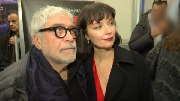 Ο Δημήτρης Πιατάς μπροστά στην κάμερα