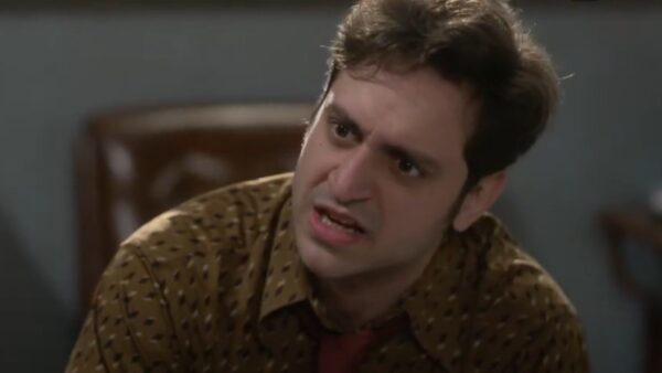 Ο Κωνσταντής μιλάει στην σειρά Ηλέκτρα.