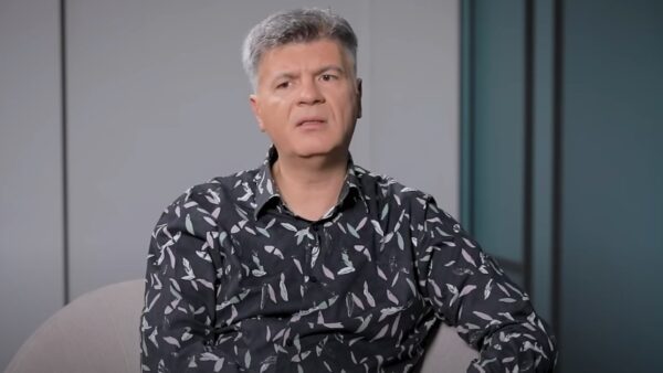 Συνέντευξη του Φοίβου Δεληβοριά στο Τετ α Τετ