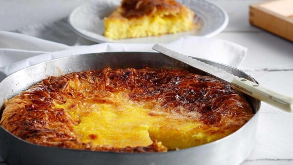 Η γαλατόπιτα της Αργυρώς Μπαρμπαρίγου