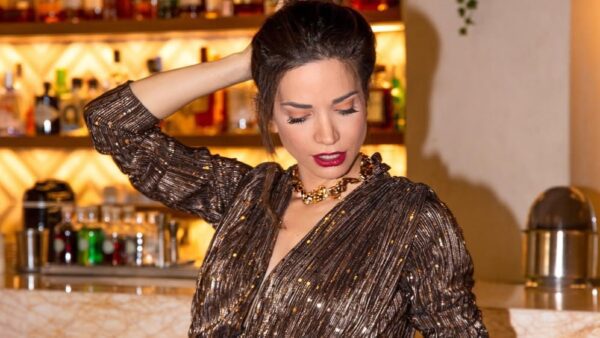 H Κατερίνα Γερονικολού σε βραδινή έξοδο