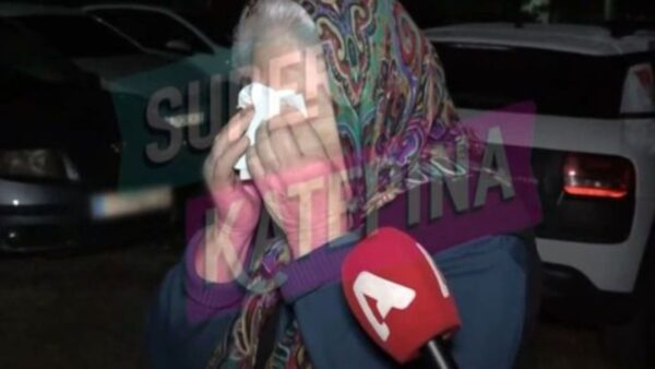 Η γιαγιά της Κλαυδίας στο Super Κατερίνα.