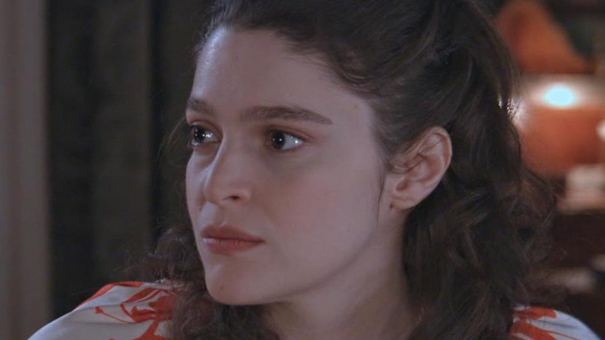 Η Κυβέλη σε σκηνή από το Grand Hotel