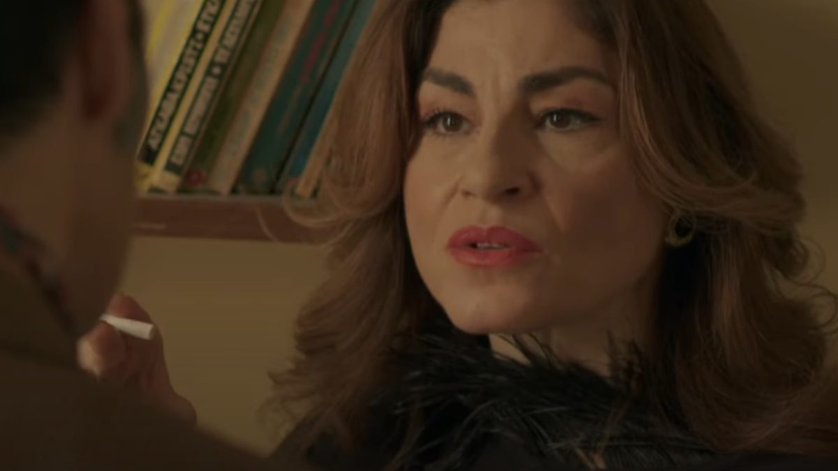 Πρωταγωνίστρια της σειράς "Η παραλία"