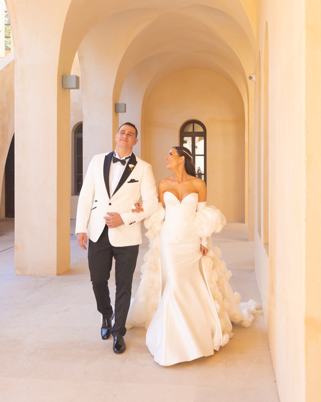 H Ιζαμπέλλα Φούλοπ με τον Γιώργο Δερβίση στον γάμο τους