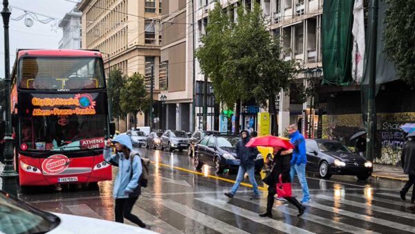 Βροχερός καιρός στην Αθήνα