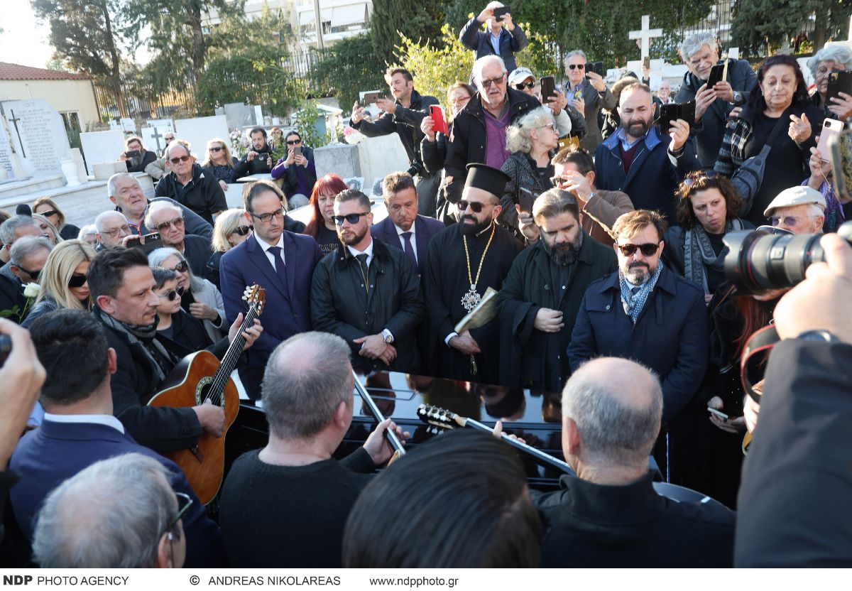 Η κηδεία της Καίτης Γκρέυ