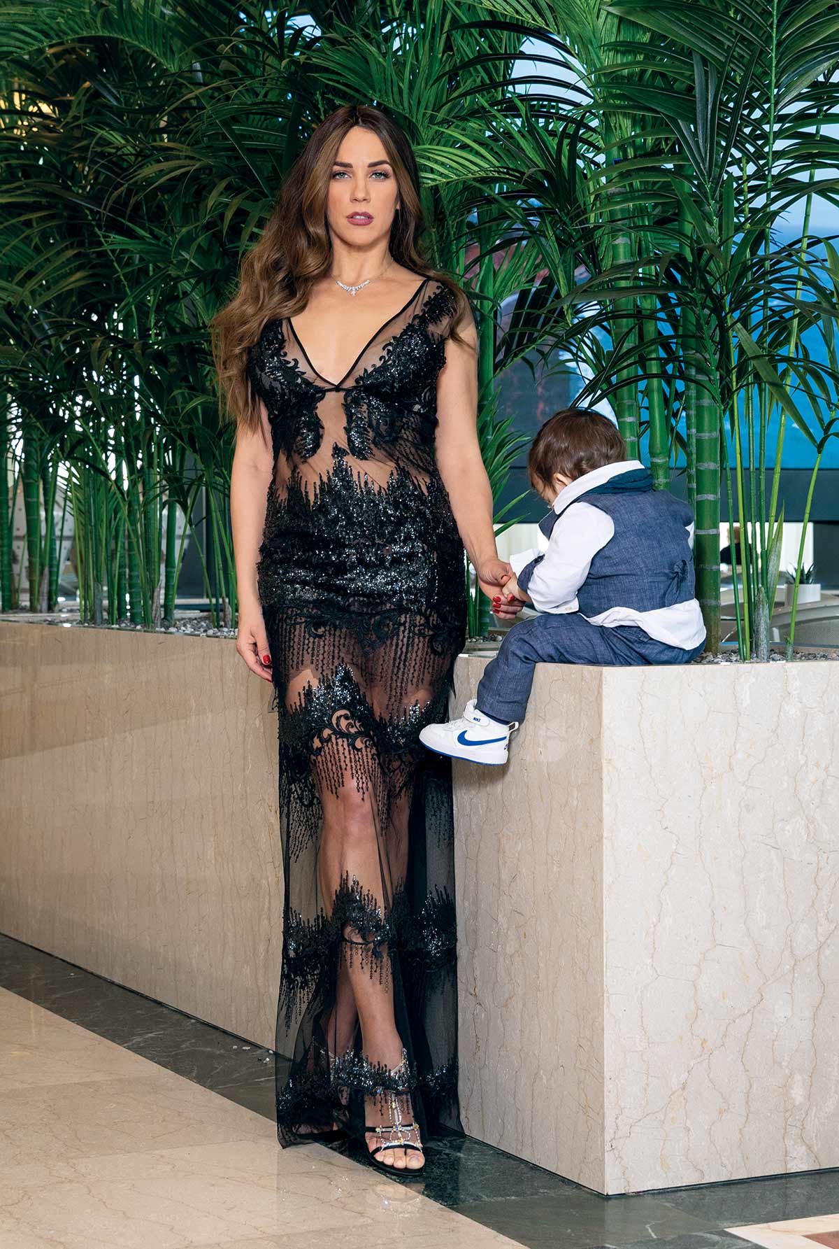 Η Στικούδη με τον γιο της