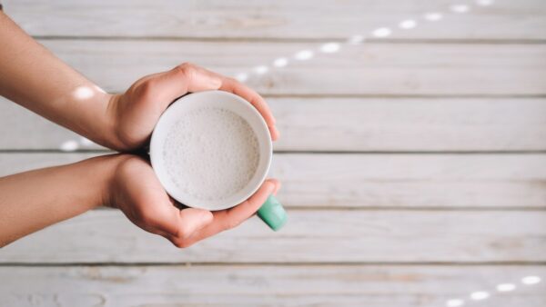 Το ρόφημα που αδυνατίζει το βράδυ