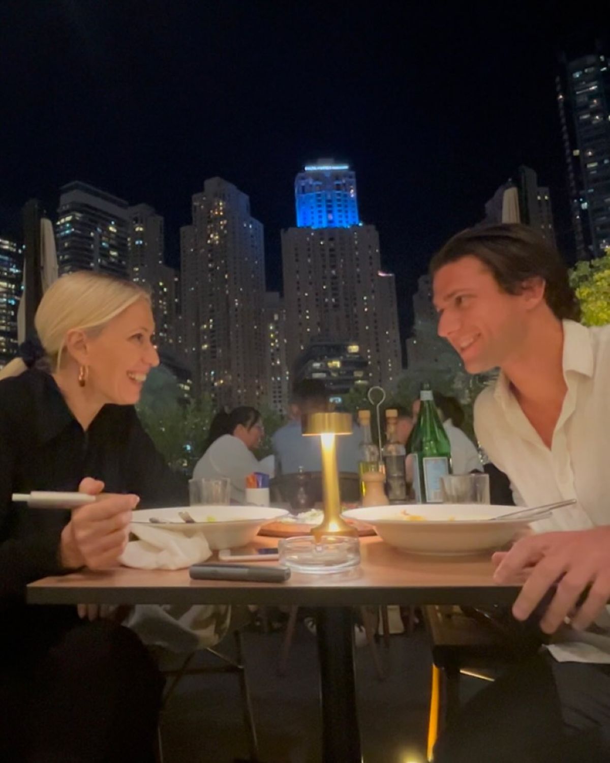 Η ανάρτηση της Μαρίας Μπακοδήμου από το Ντουμπάι στο Instagram