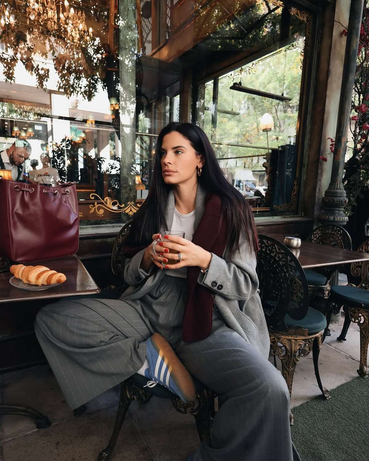 Η Χριστίνα Μπόμπα σε έξοδό της