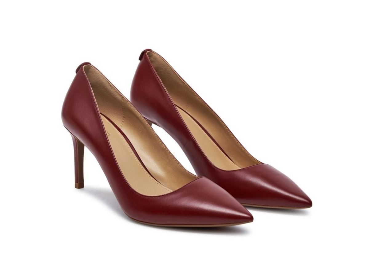 μπορντό γόβες attica