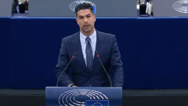 Ο Νίκος Αναδιώτης