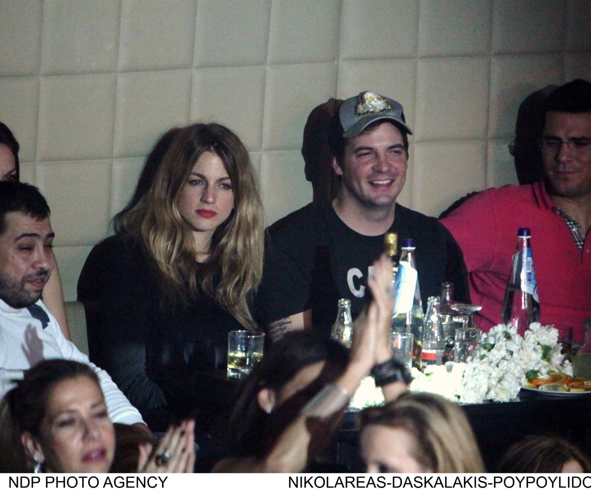 Χρυσή Βαρδινογιάννη και Νίνο σε βραδινή τους έξοδο το 2011