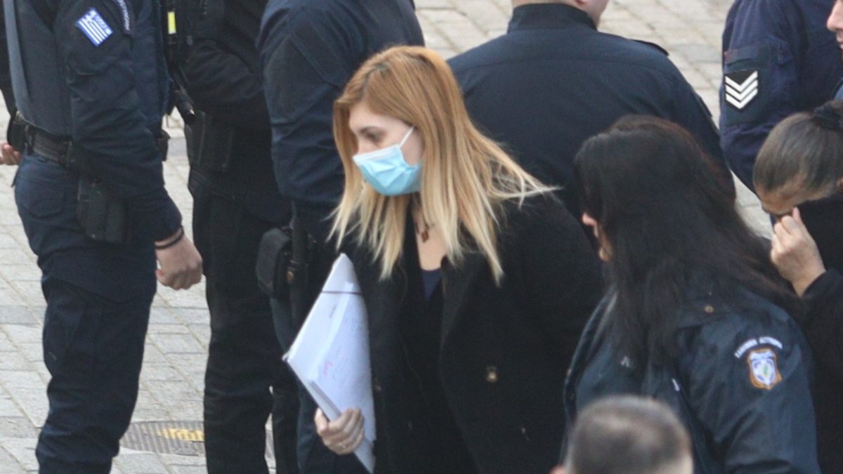 Η Ρούλα Πισπιρίγκου στο δικαστήριο